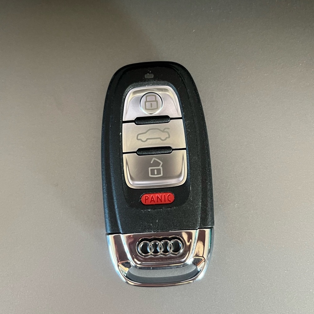 Audi A4 car programmable Key fob euc original